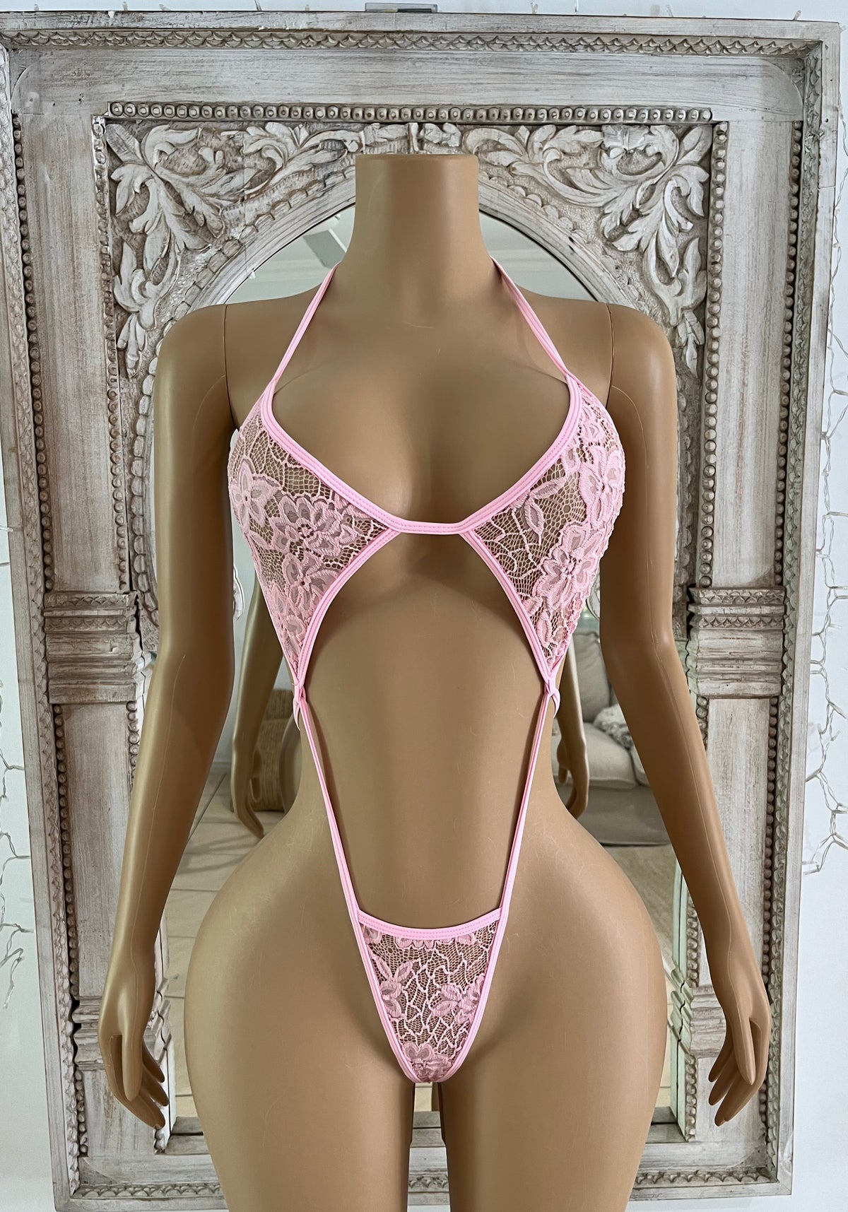 Pink Lace Aura