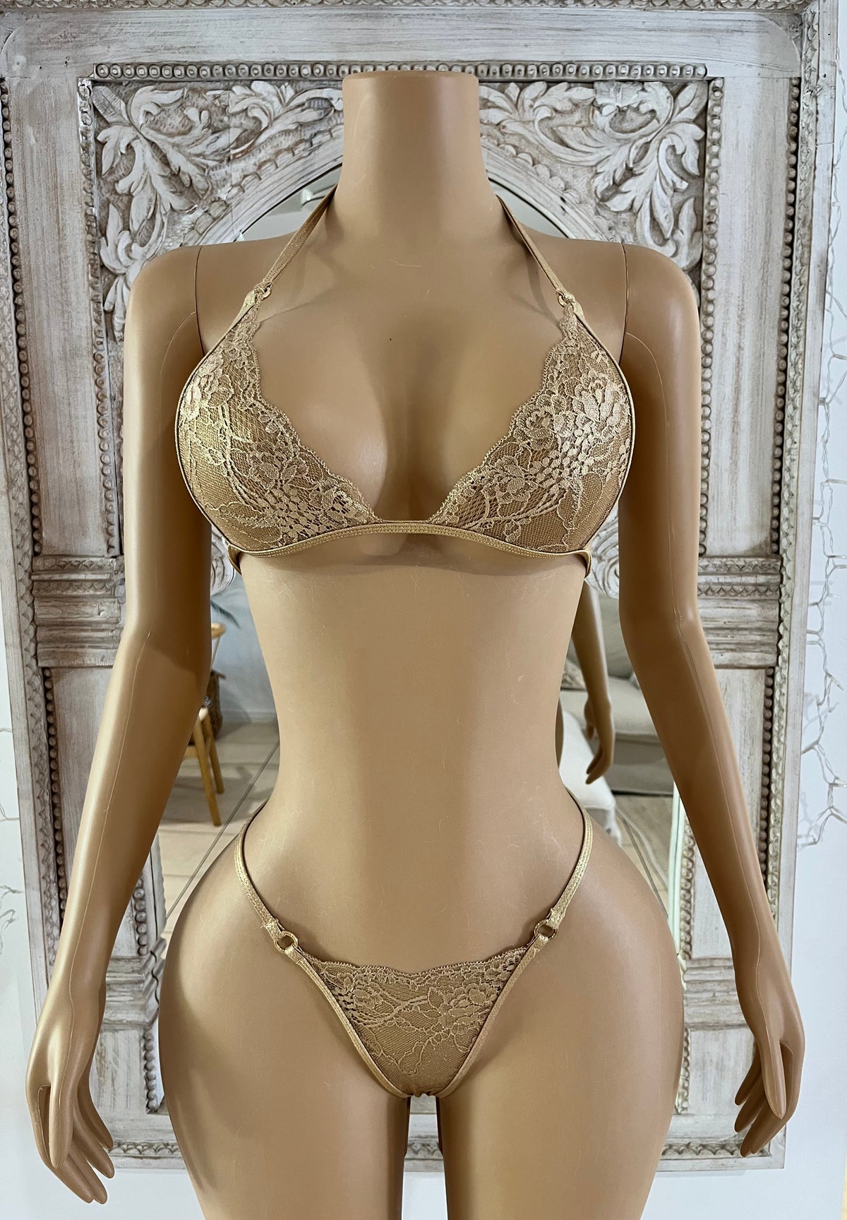 Gold Lace Set